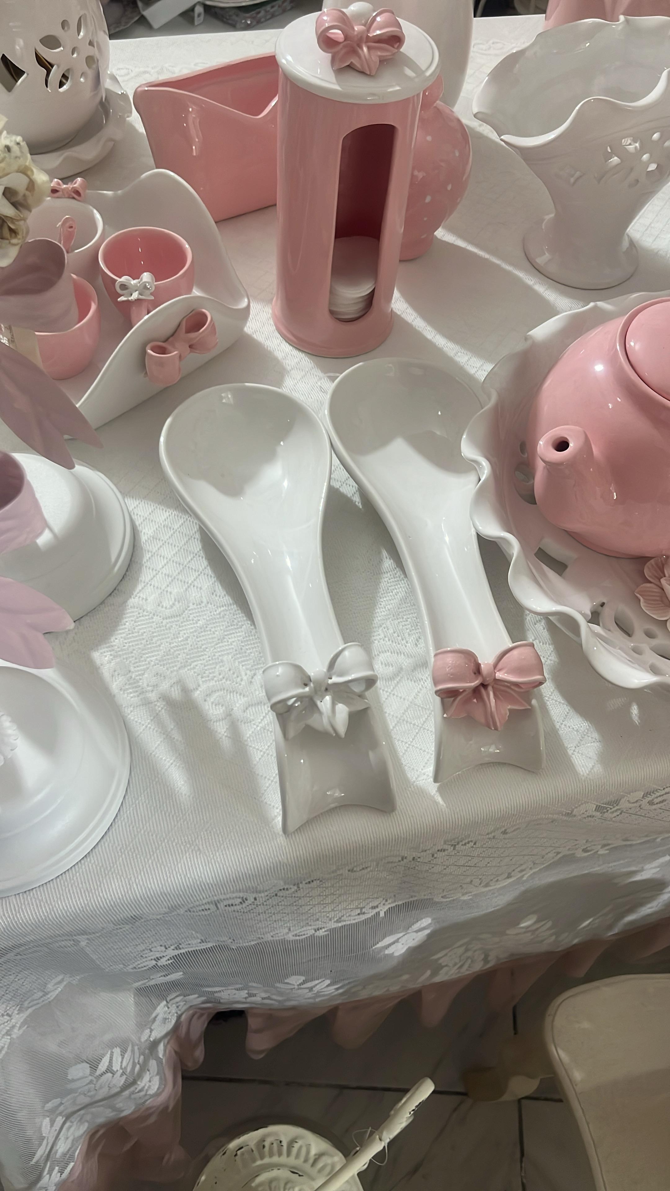 Poggiamestolo in ceramica